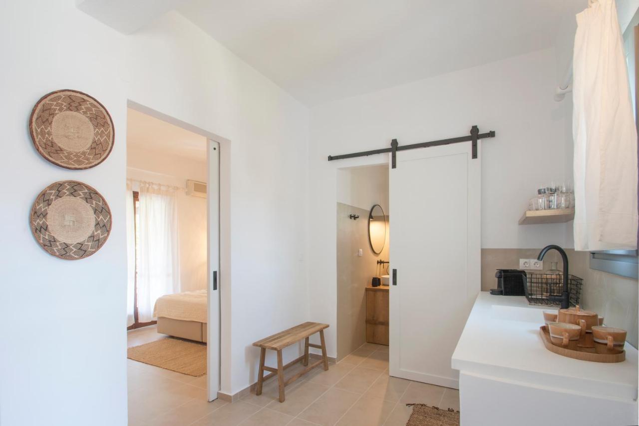 Paris Studios & Apartment Агия-Параскеви Экстерьер фото