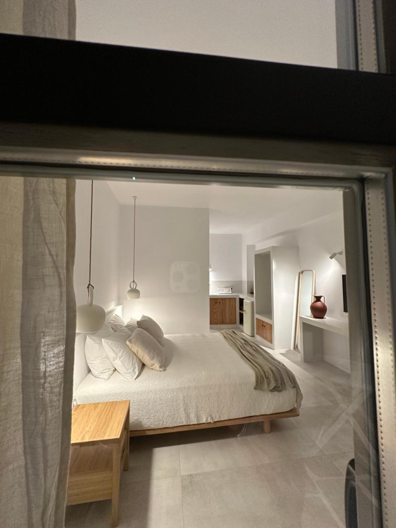 Paris Studios & Apartment Агия-Параскеви Экстерьер фото