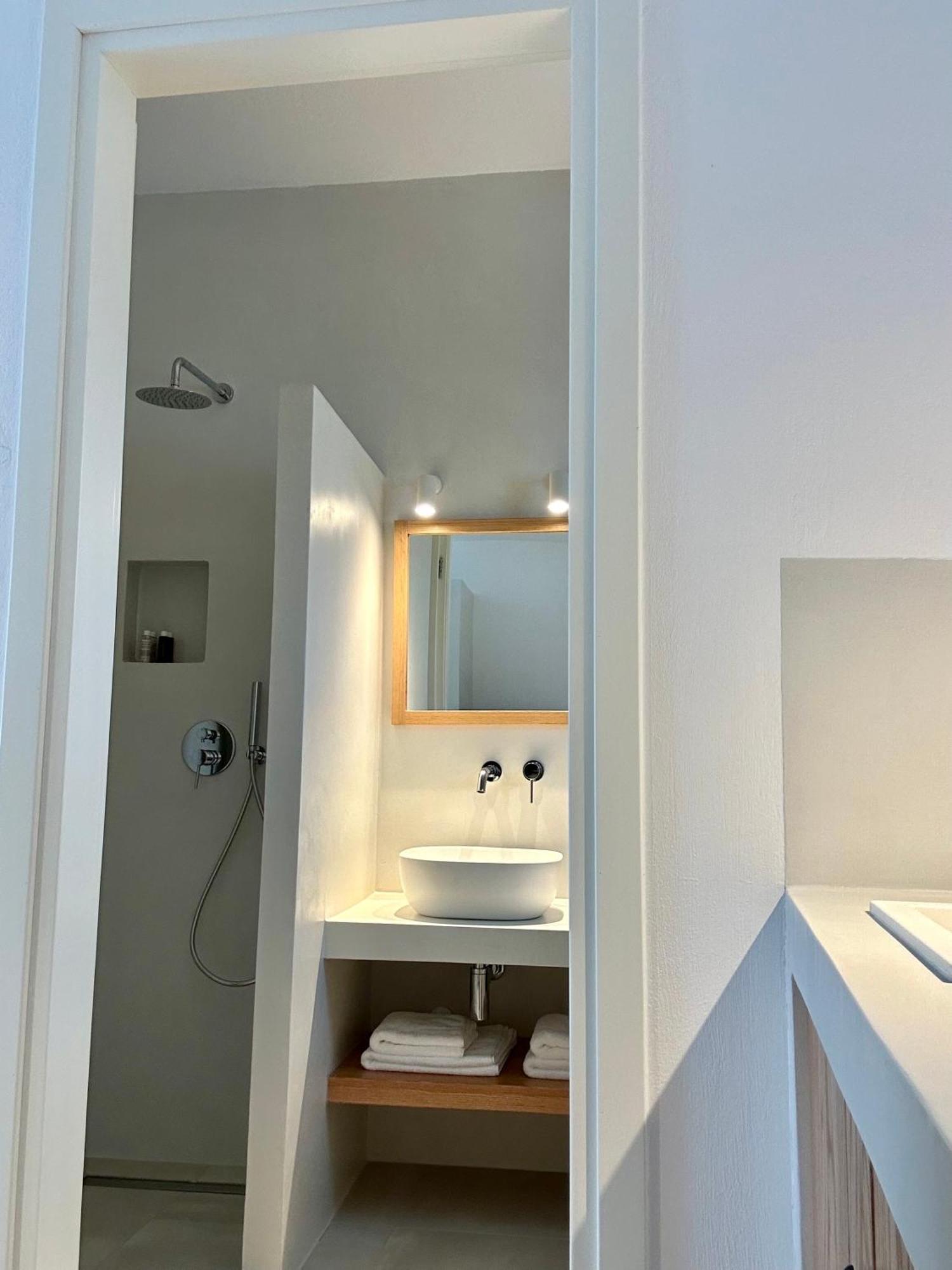 Paris Studios & Apartment Агия-Параскеви Экстерьер фото